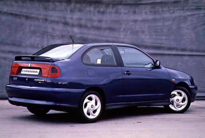 6. Seat cordoba 1. Сеат кордоба 1. 6. Seat cordoba 1999.