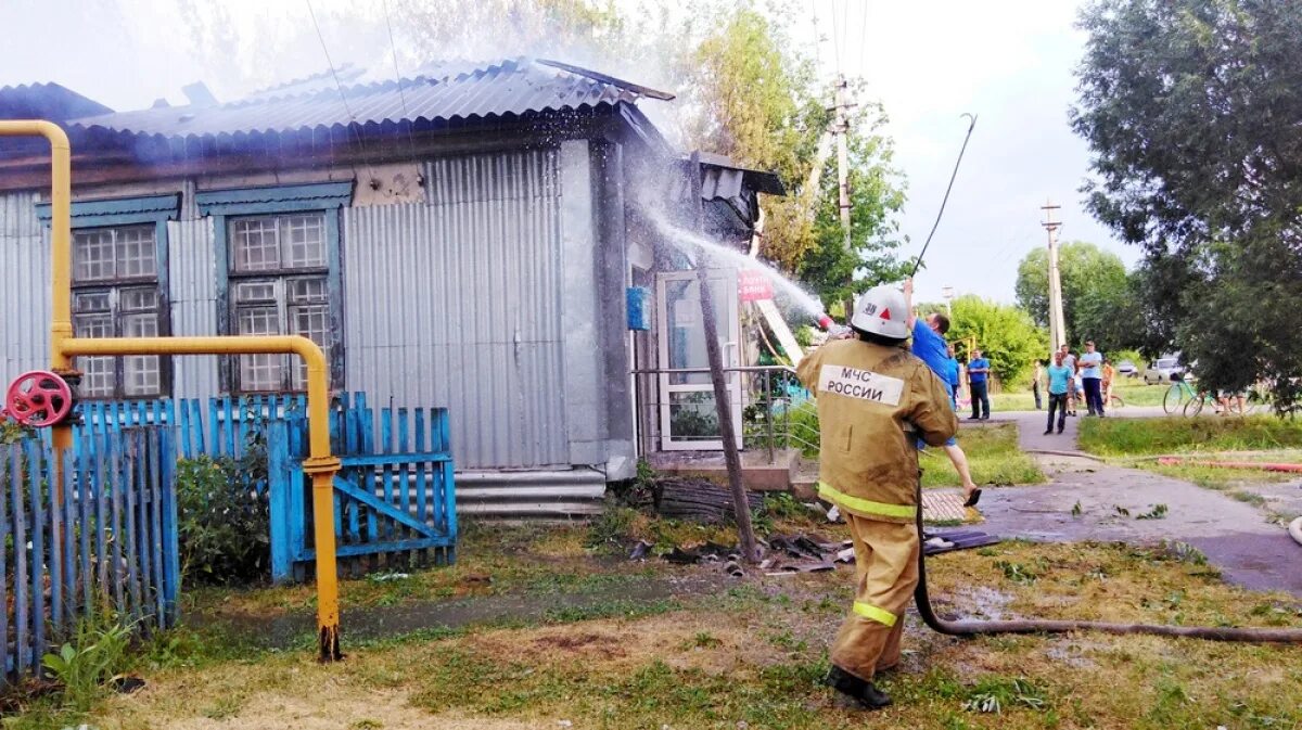 Погода в грибановском воронежской на неделю. Пгт Грибановка. Пгт Грибановский Воронежская. Пожар в Грибановке. Провинция пгт Грибановский.