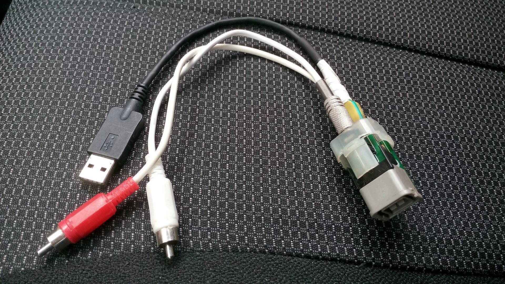 Разъем aux USB Nissan x-Trail t31. Переходник Nissan USB. Nissan x-Trail t31 USB aux. Переходник USB aux Nissan. Usb адаптер автомагнитола