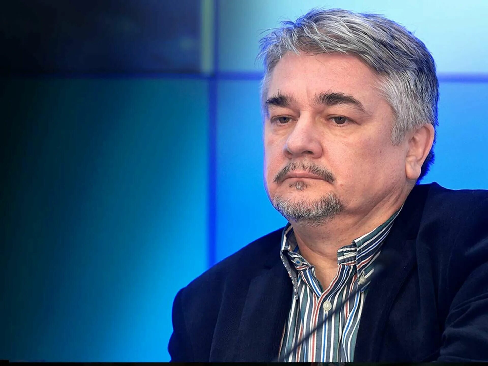 Ищенко размышляй. Ющенко 2025. ищенко. экс-дипломат ищенко.