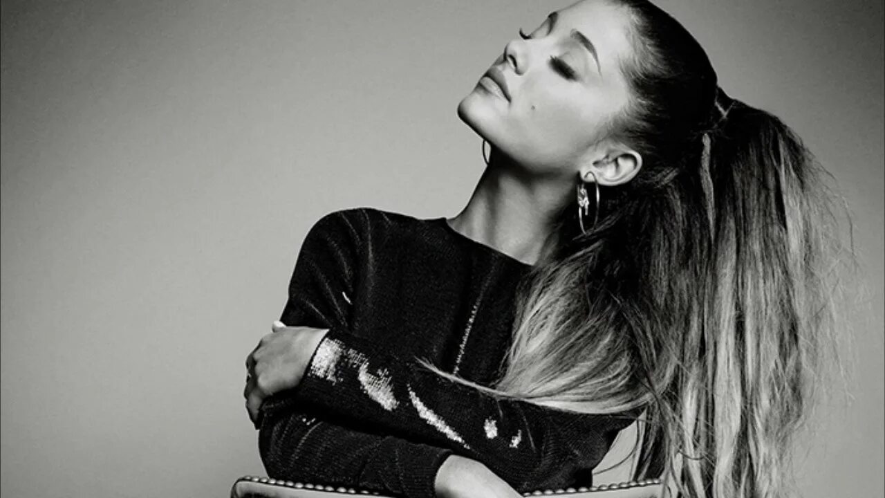 Phil collins going back обложка. Into you dance. Into you dance. Боди комбат тренировка. Dead can dance 1993.