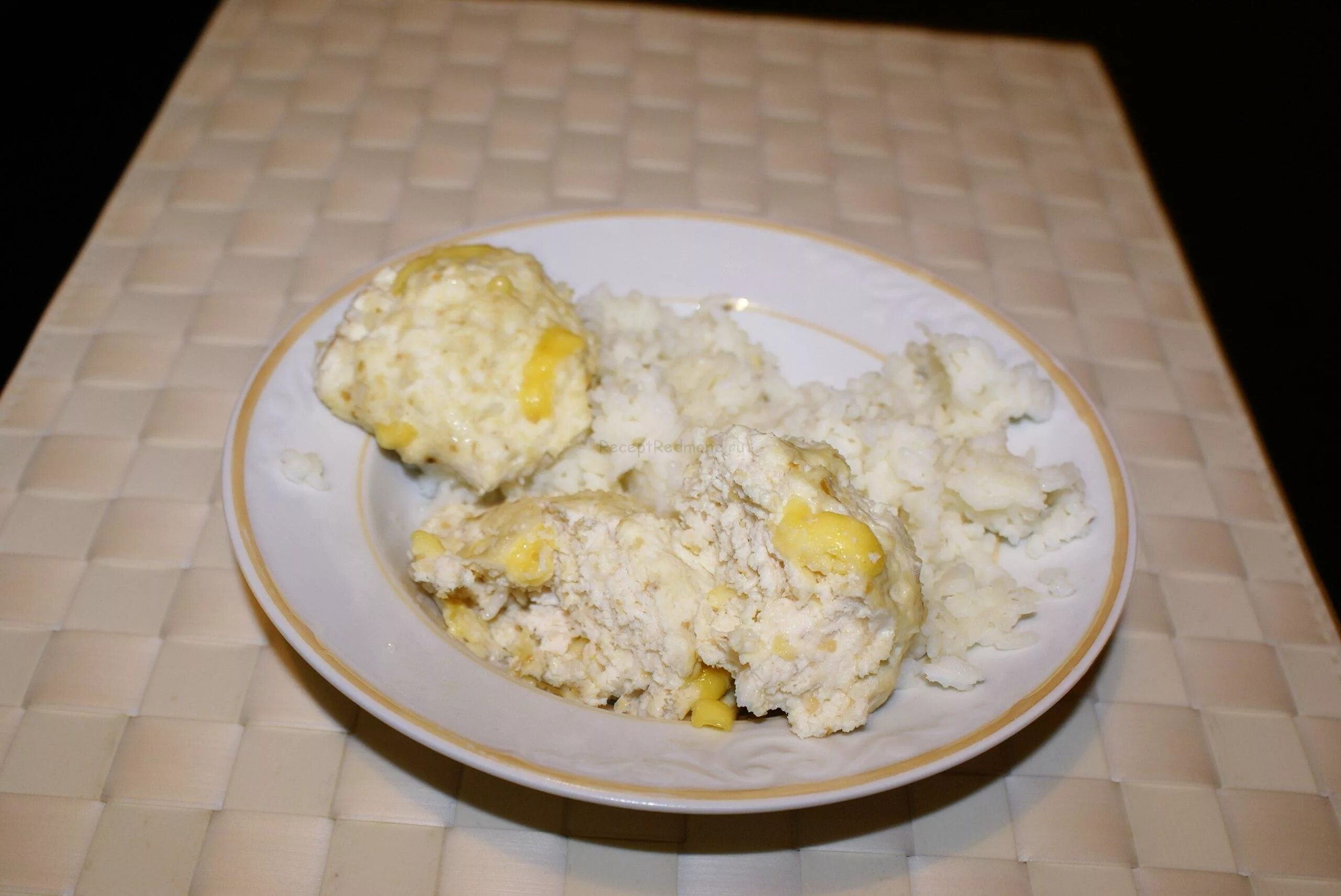 Котлеты на пару в мультиварке поларис. Котлеты на пару в мультиварке редмонд. Блюда на пару в мультиварке редмонд. Котлеты на пару в мультиварке polaris. Котлеты на пару в мультиварке редмонд.