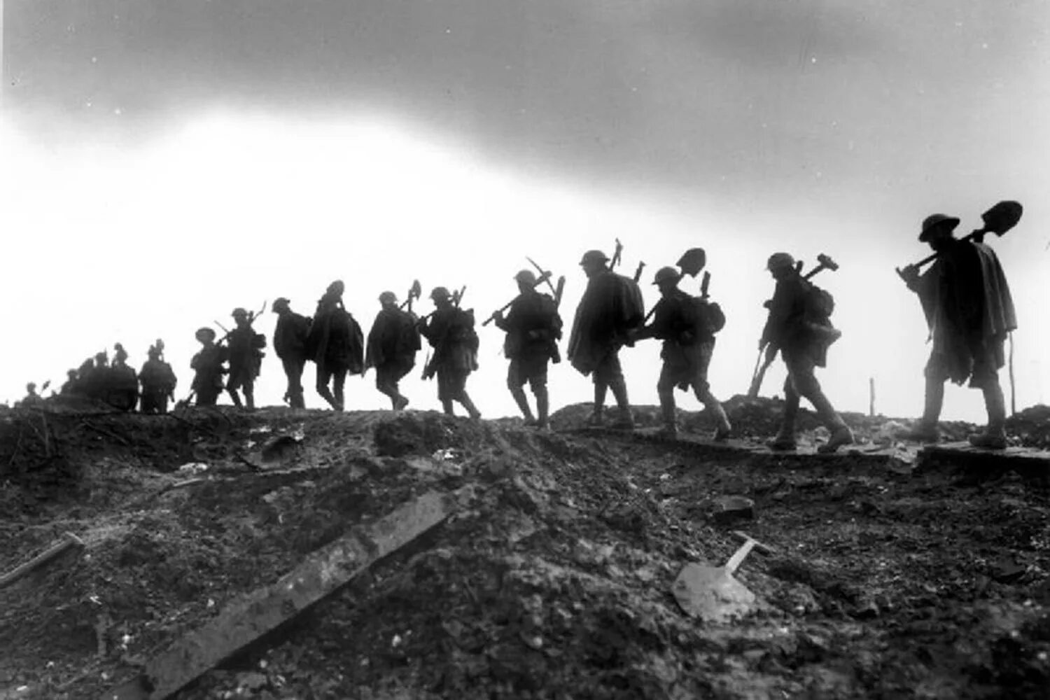 Во второй мировой приняли участие. Британский солдат ww1 1917 окопы.