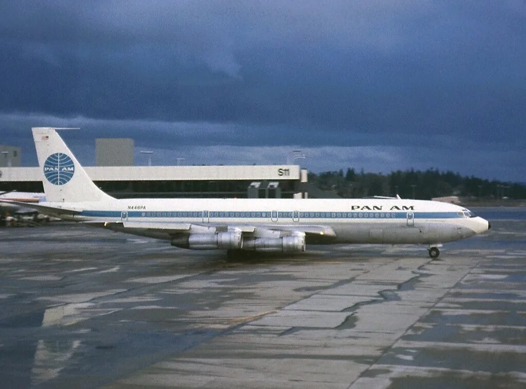 The Legendary Boeing 707 ! Touch & Go, Depature, Landing. HD Boeing 707, Aircraf