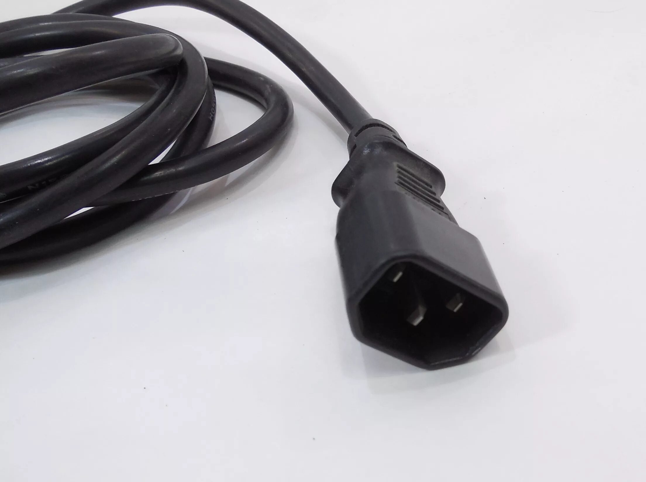 Кабель сетевой iec c14 - iec c13, 3 м, черный. Шнур питания 220 мама мама. Iec c13 - iec c14. Кабель питания сетевой шнур (папа-мама) pwc-iec13-iec14-1. Iec 320 c5.