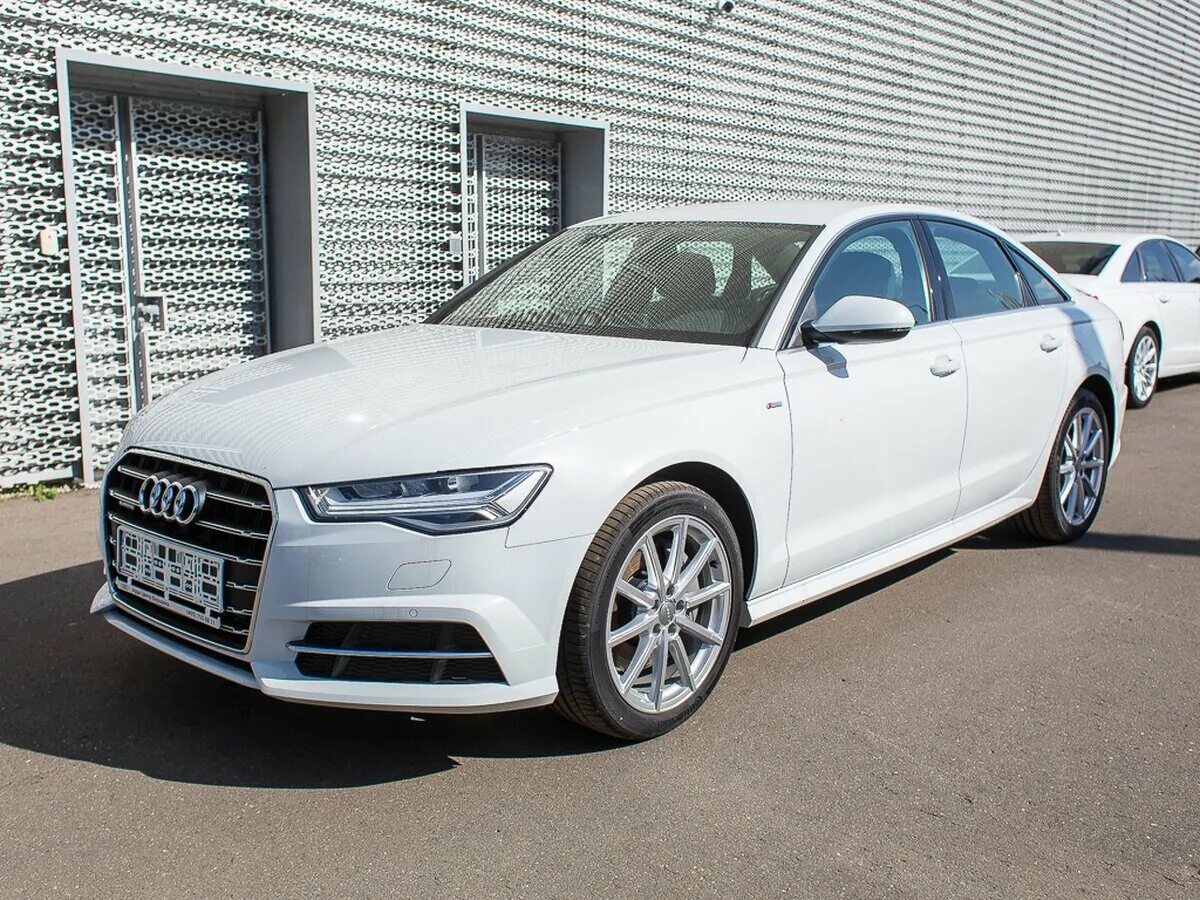 А6 с7 отзывы. Audi a6 c7 2017. Ауди а6 с7 белая. Audi a6 IV (c7) Рестайлинг. Ауди а6 с7 s line белая.