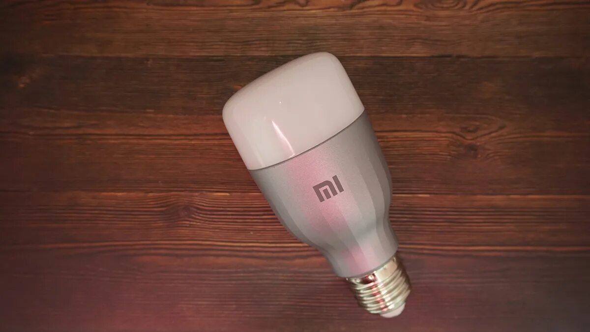 Лампа светодиодная yeelight smart led bulb color (yldp06yl), e27, 10вт. Лампа mi led smart bulb essential white and color mjdpl01yl. Xiaomi mi led smart bulb essential white and color mjdpl01yl (gpx4021gl). Лампа mi led smart bulb white and color mjdp02yl. Xiaomi mi led smart bulb.