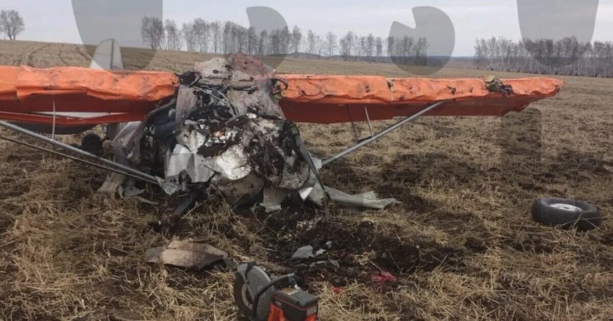 Крушение самолета 2. В Иркутской области разбился самолет. Упал самолёт в Иркутске 2021. Катастрофа легкомоторного самолета.