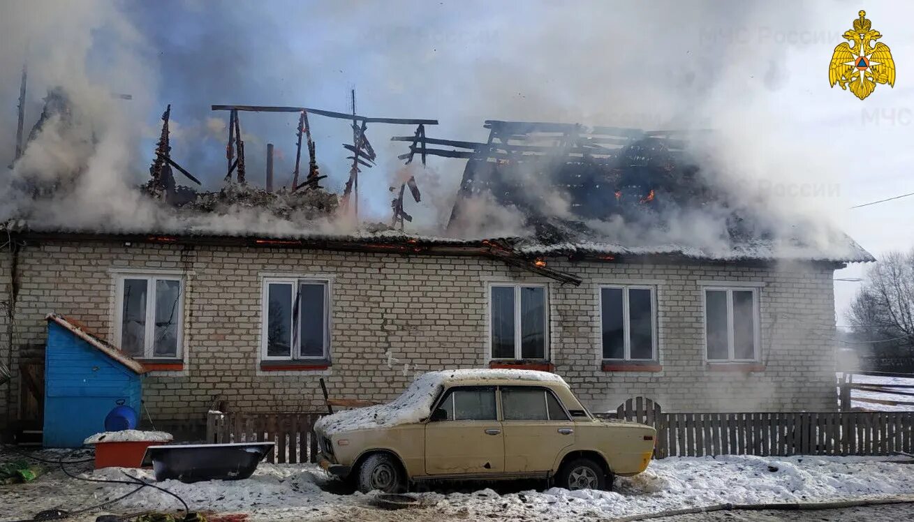 Прогноз погоды мглин. Пожар во Мглине Брянской области. Мглин пожар дома.