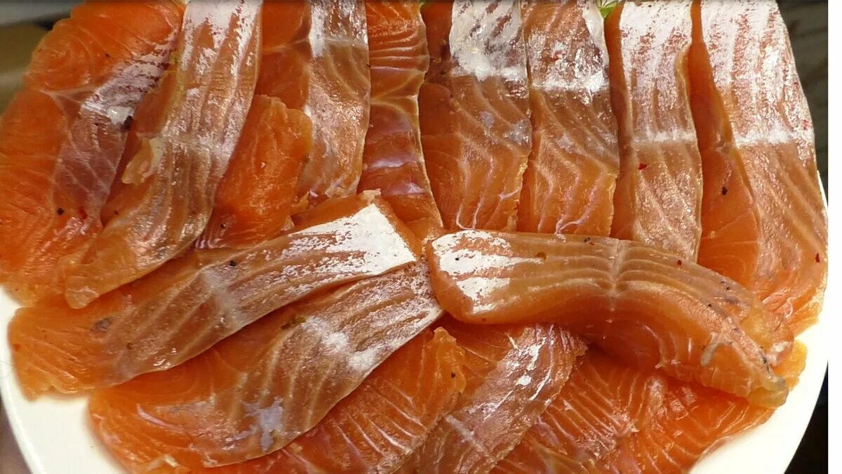 Чавыча малосольная. Засолка мяса рыбы. Хранение соленой рыбы. Засолка мяса рыбы. Засолка мяса рыбы.