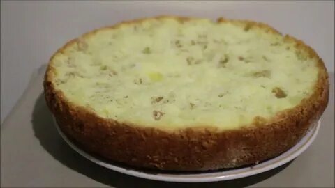 Шарлотка с молоком мультиварке
