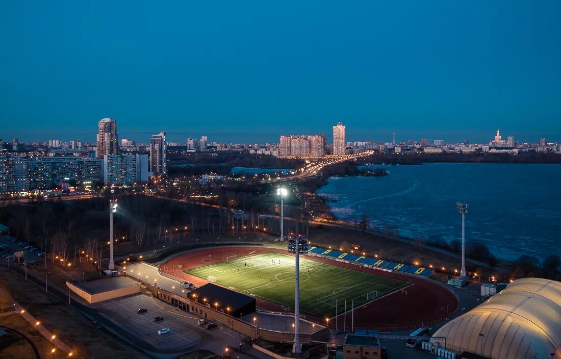 Строгино город москва. Строгино. Район Строгино. Строгино вечером. Строгино красивые места.