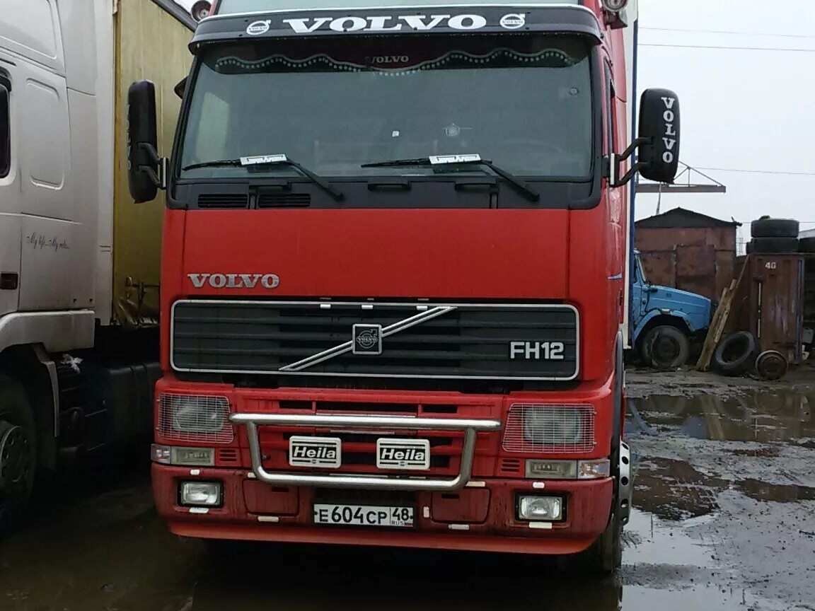 Volvo fh12 2000. Вольво fh12 2000. Volvo fh12 2000 года. Volvo FH 12 2000 красная.