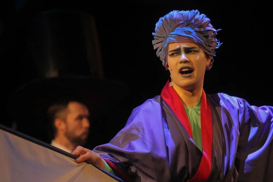 Чердак тюз. Удивительный чердак тюз. Марийский театр юного зрителя. Театр юного зрителя казань. Казанский тюз спектакль удивительный чердак.