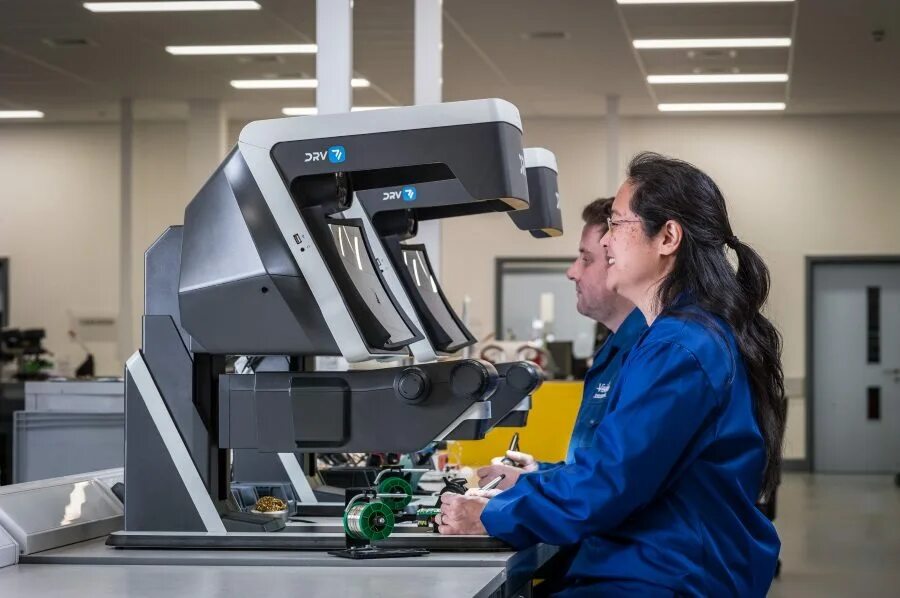 Микроскоп mantis vision. Микроскоп mantis vision. Vision engineer. Микроскоп mantis vision engineering. Микроскопы электронные растровые измерительные.