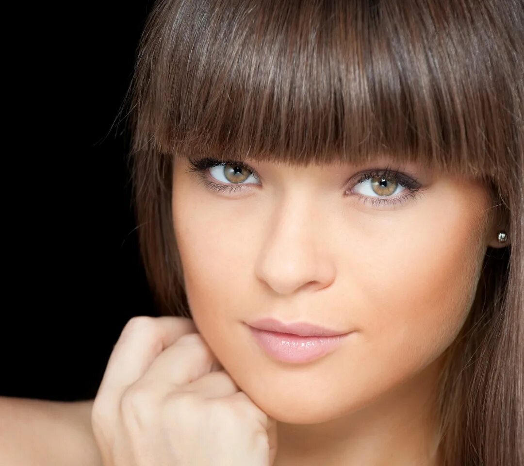 60 Flattering Hairstyles for Round Faces Trending in 2025 Bobbed hairstyles with