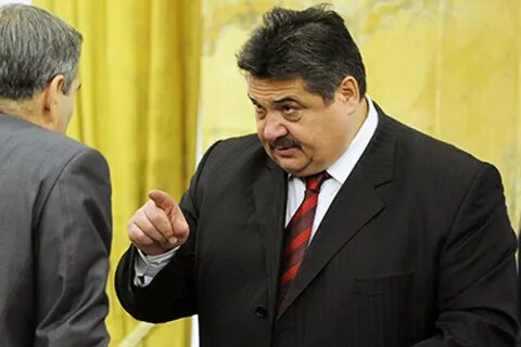 Путин уволил ряд высокопоставленных силовиков - Права человека в местах принудит