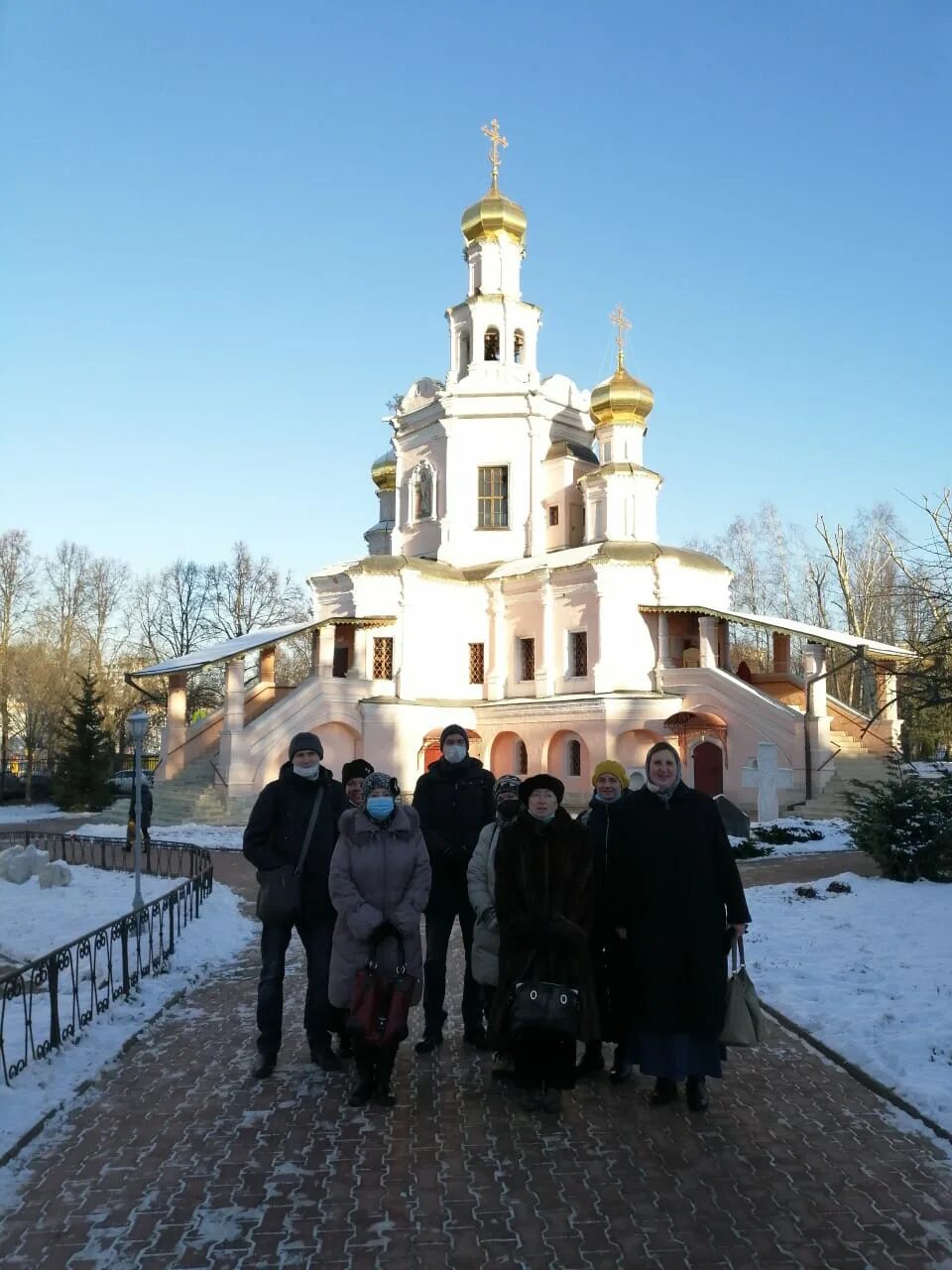 Бориса и глеба в зюзино. Храм Бориса и Глеба в Зюзине. Борисоглебский храм Зюзино. Храм святых мучеников и страстотерпцев Бориса и Глеба в Зюзино. Храм благоверных князей Бориса и Глеба в Зюзино..