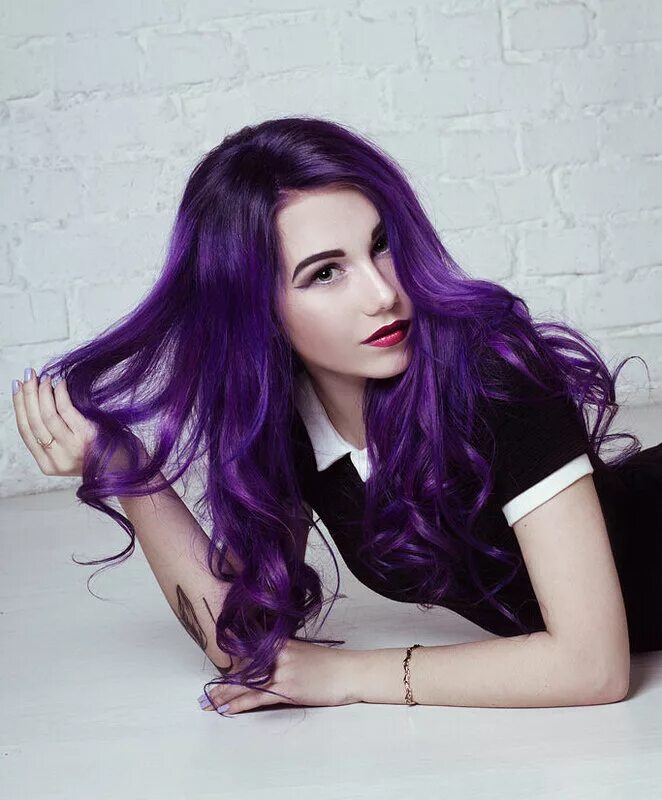 Девушка с сиреневыми волосами. Оливия обрайн с фиолетовыми волосами. Как зовут девушку с фиолетовыми волосами. Оливия обрайн с фиолетовыми волосами. Как зовут девушку с фиолетовыми волосами.