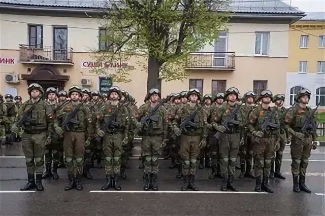 Защитники участники