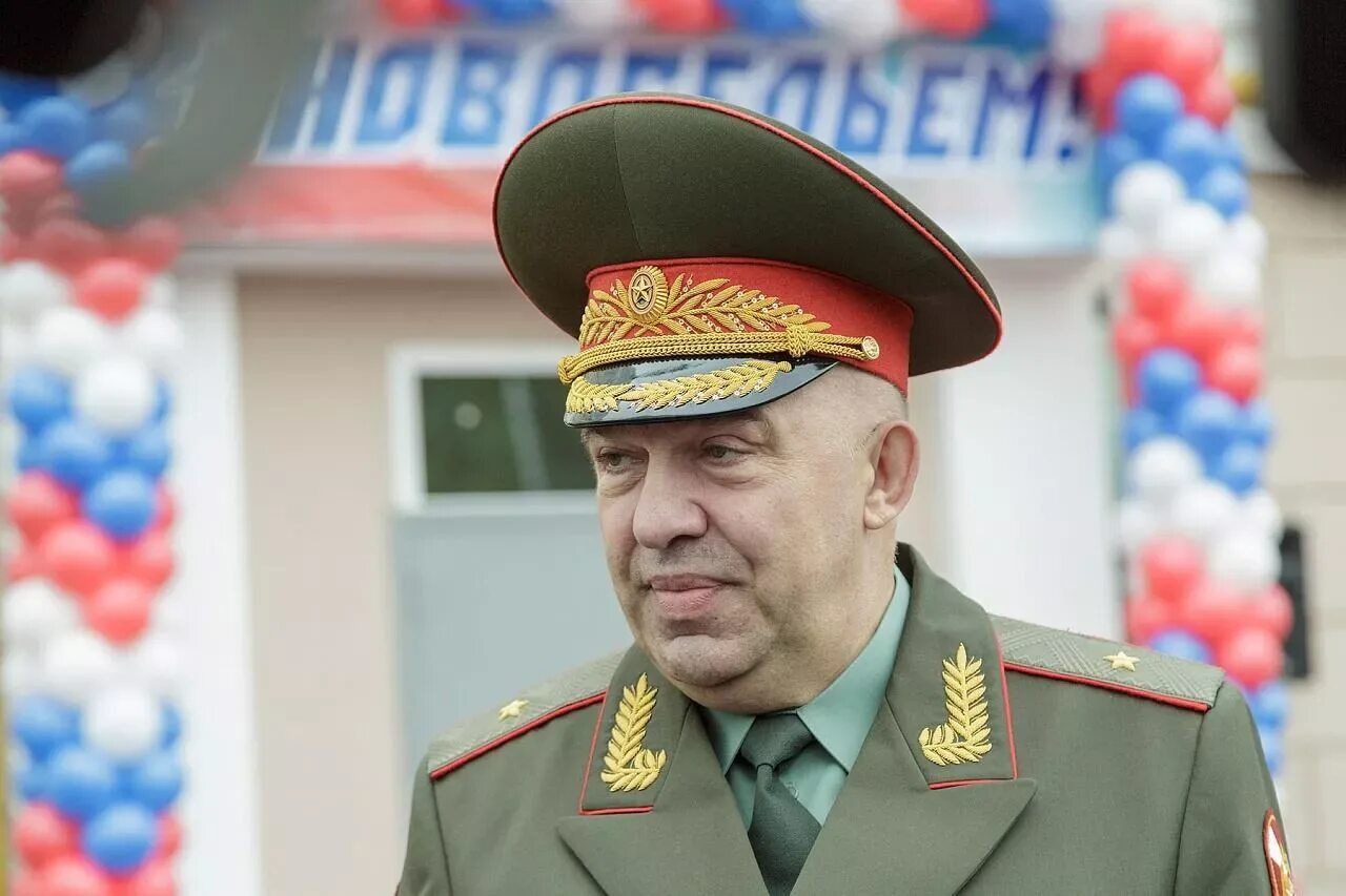 В чем обличают генералов. Генерал-лейтенант Сергей Милейко. Генерал Милейко Росгвардия. Генерала Росгвардии Сергея Милейко. Генерал лейтенант Милейко Сергей Иванович.