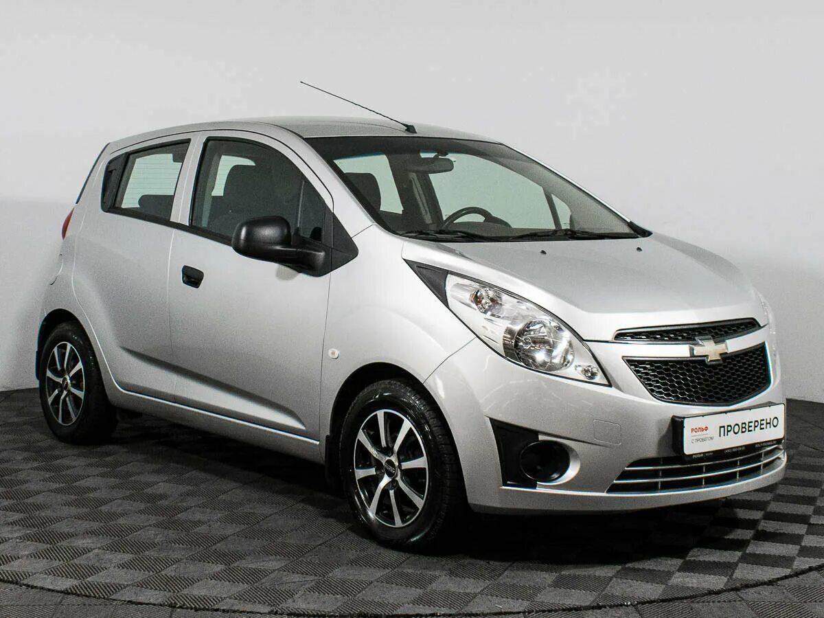 3 avto. Шевроле Спарк 3. Chevrolet Spark Silver. Шевроле Спарк серебристый. Шевроле Спарк 1,3 автомат.