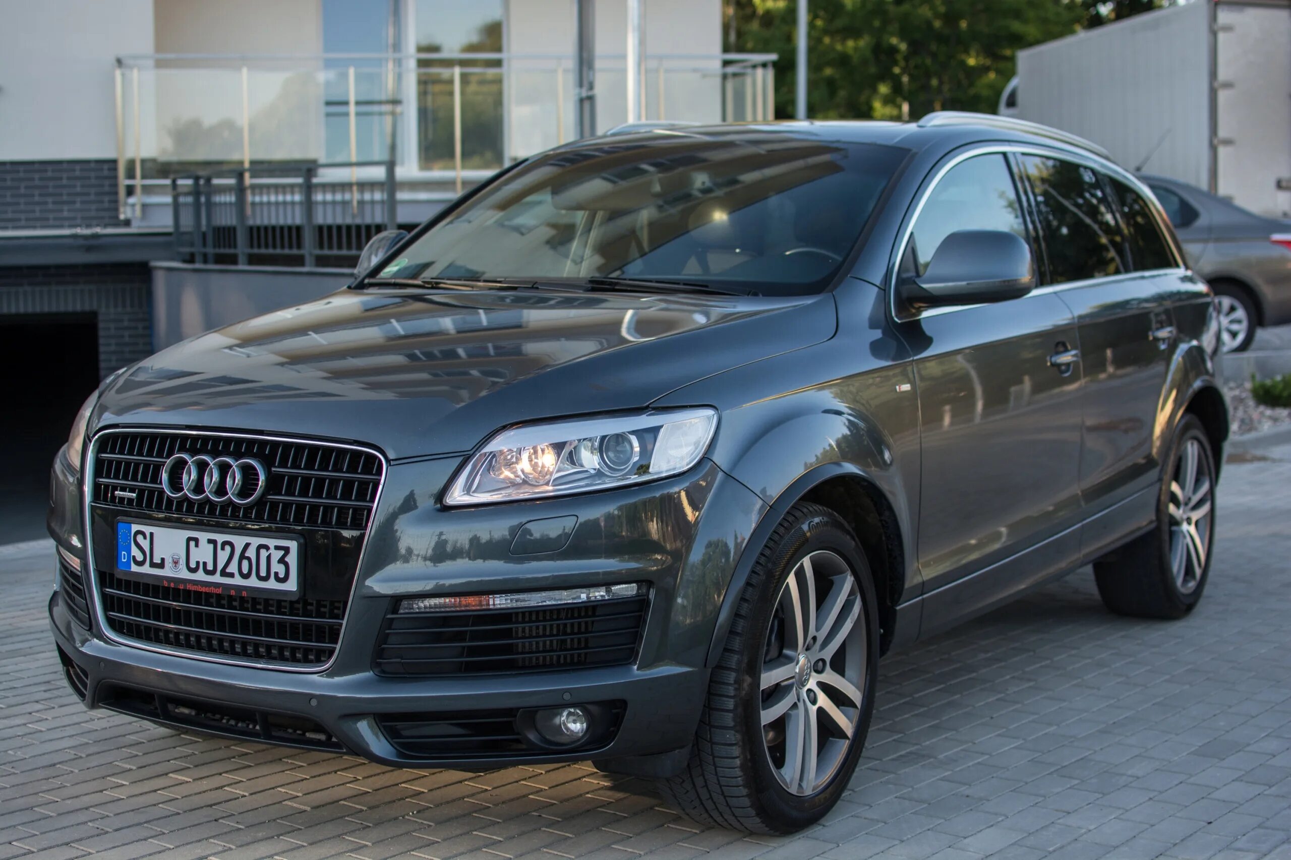 Ауди ку7 дизель 3. Audi q7. Ауди ку 7. Audi q7 1. Ауди q7 quattro.