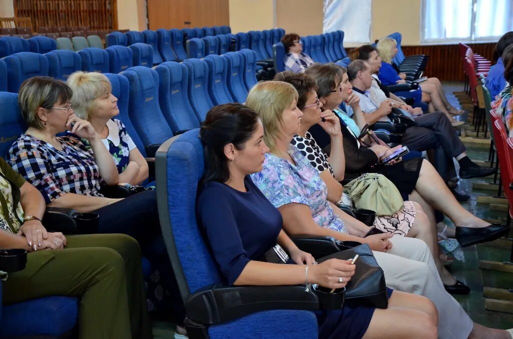 Пгт Кировский Приморский край. Администрация п Кировский Приморского края. Дума Кировского района Приморье. Колледж пгт Кировский Приморский край.