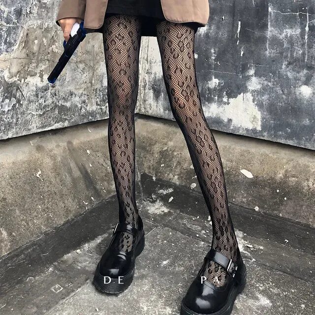 Чулки с дырками