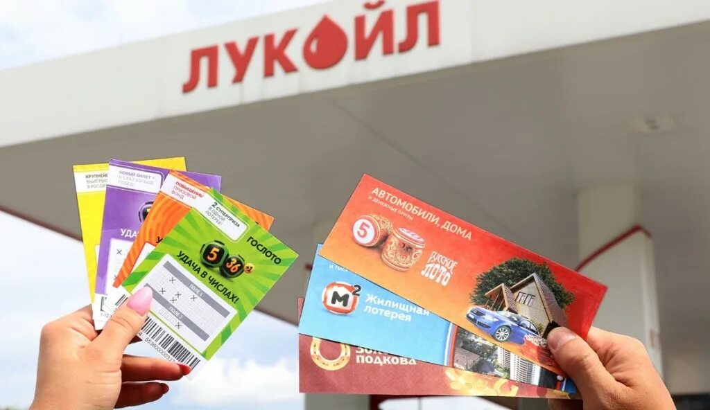 Заправщик азс shell. Билеты азс. Безоператорные азс самообслуживания. Заправочный островок азс чертежи. Заправка внк дагестан.