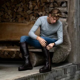 Man boot