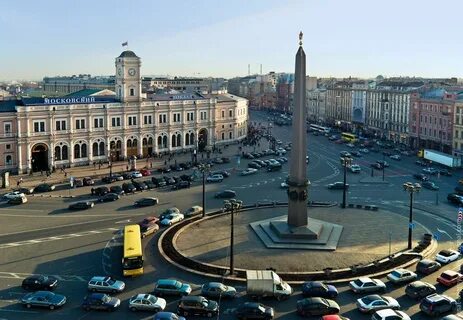 Экскурсии от площади восстания