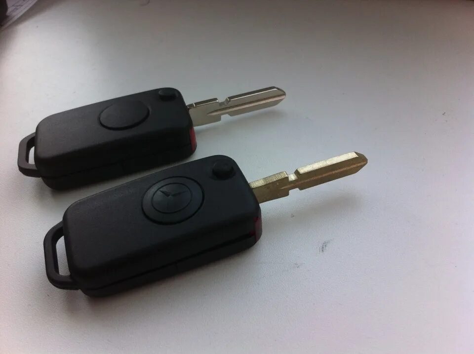 Ключ мерседес w212. Ключ 124. Ключ 124. Родной ключ мерседес 124. Ик ключ мерседес w124.