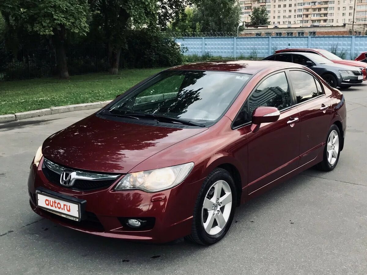 хонда цивик 2008 4д белый. Honda civic 4d 2010. Honda civic 4d 2010. хонда цивик 4д седан. Honda цивик 2010 седан.
