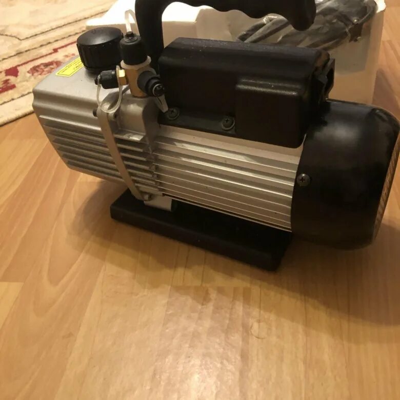 Rotary vane vacuum pump x-63. Р. Vacuum pump 1,5 cfm 2 stage manual. Вакуумные насосы gl. Вакуумный насос gl ltd 2.