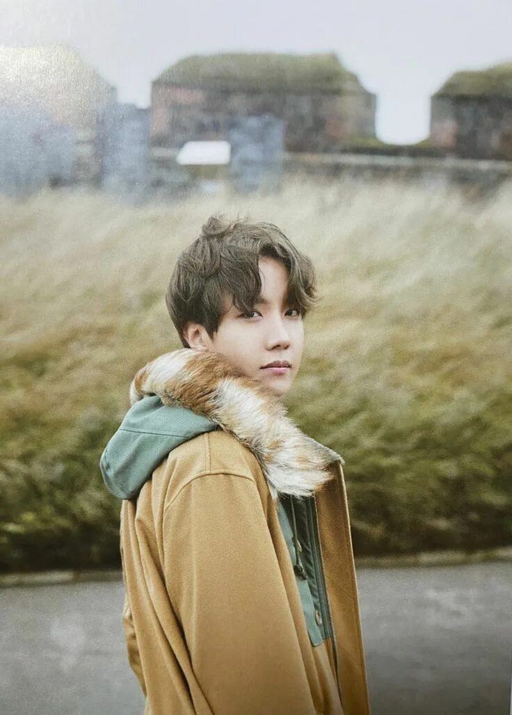 Winter package. Bts winter package 2025 хосок. бтс winter package 2025. хосок winter package 2025. bts фотосессия 2025 winter package.