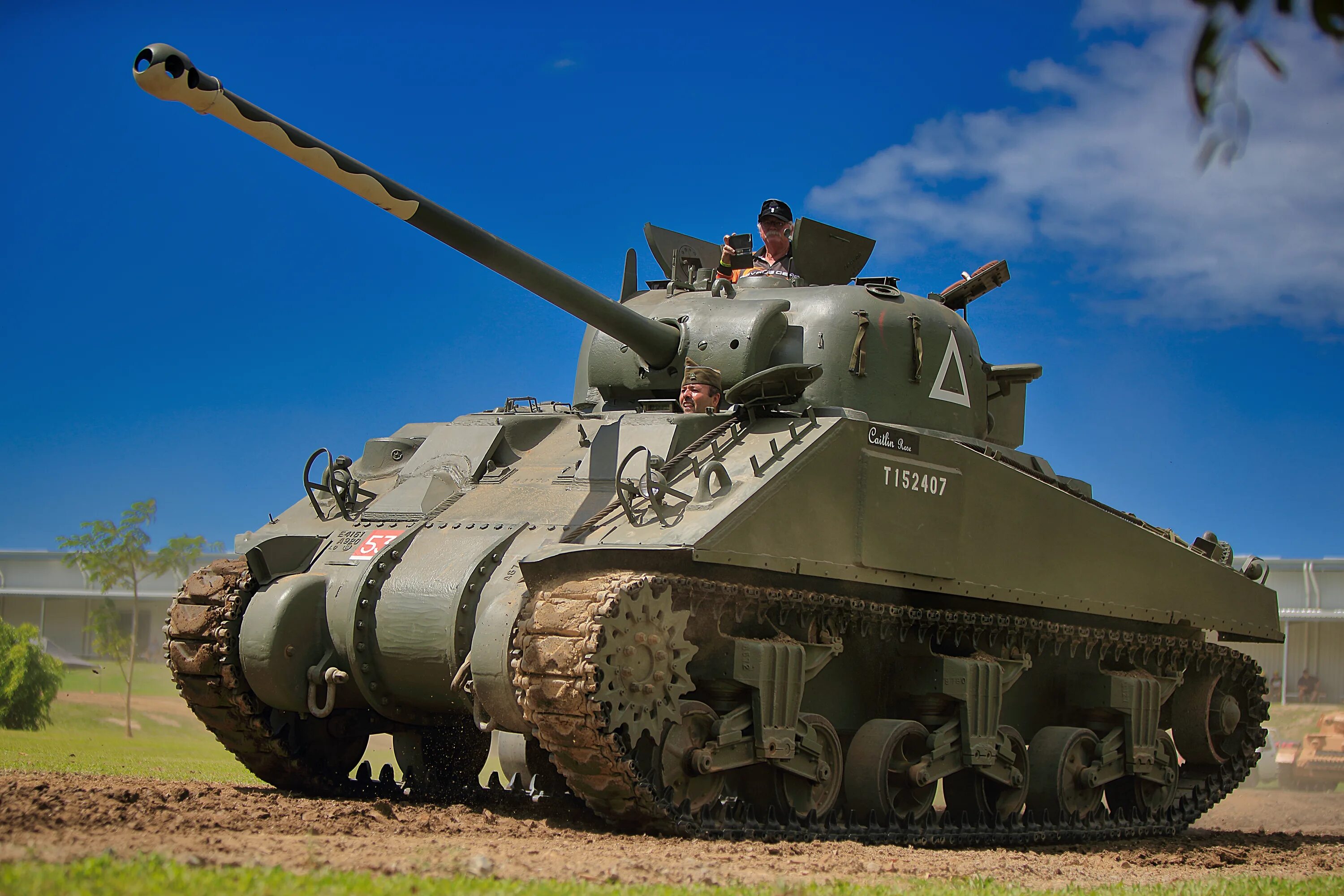 Танк m1a1 abrams. Танк abrams m1a2. Танк м-48 паттон. Покажи американский танк. Покажи американский танк.