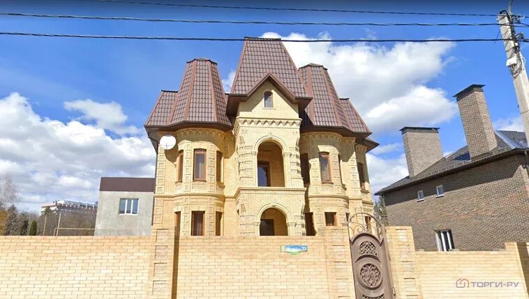 Plaza (ессентуки) средний +. Ессентуки комплекс статуя иисуса. Поселок ессентуки. Санаторий понтос плаза ессентуки. Храм на кирпичном ессентуки.