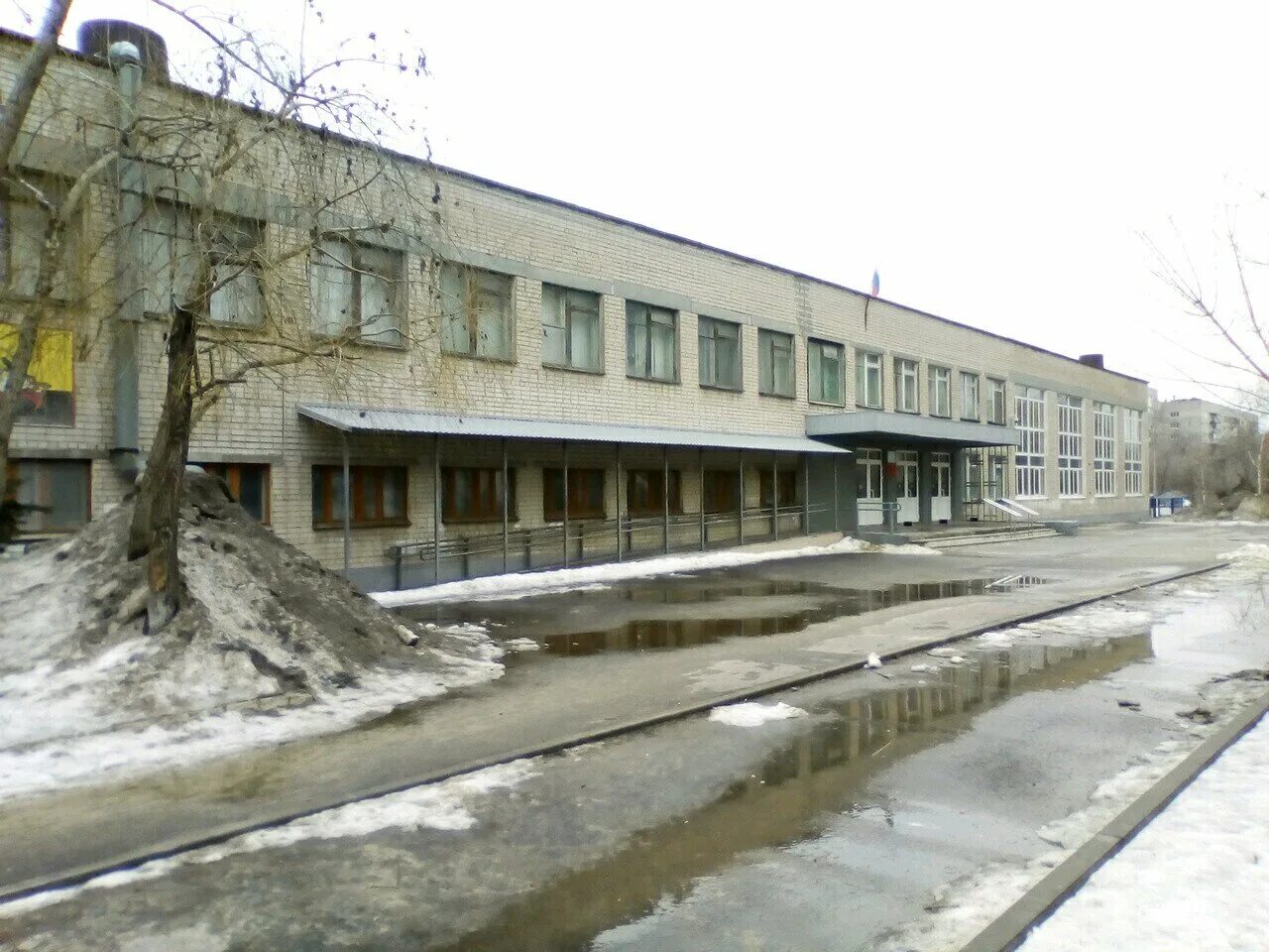 Волгоград 44 школа волгоград. 44 школа волгоград. 134 школа волгоград красноармейский район. Школа 29 волгоград. Школа 44 волгоград.