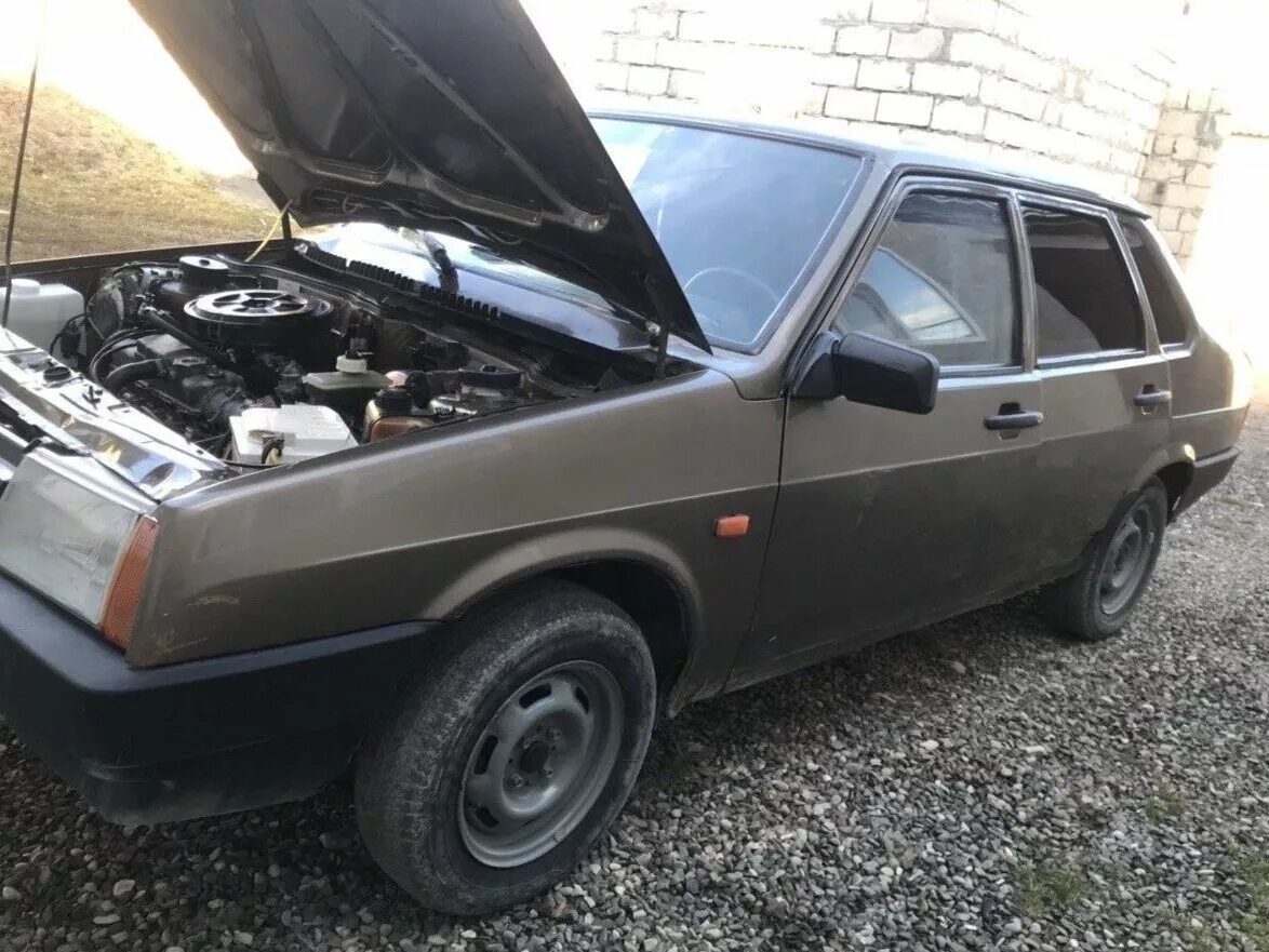 не заводится ваз 2109 карбюратор причины. ваз 21099 папирус. ваз заводится и глохнет инжектор 21099. ваз 21099 глохнет. ваз заводится.