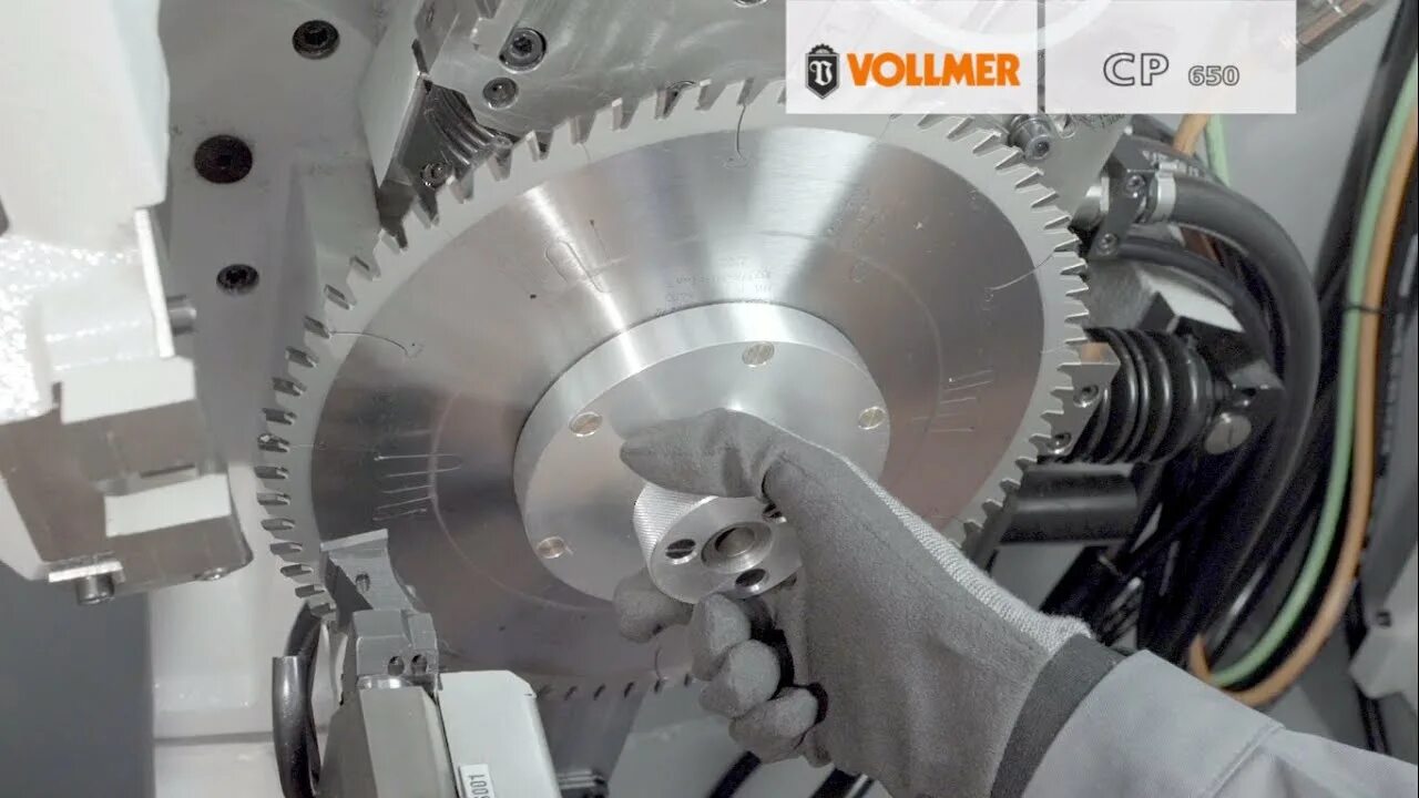 Vollmer заточка дисковых. Заточной станок Vollmer cp650. Заточка диска для циркулярной пилы по дереву. Заточка дисковых пил с твердосплавными напайками. Заточка алмазных пил