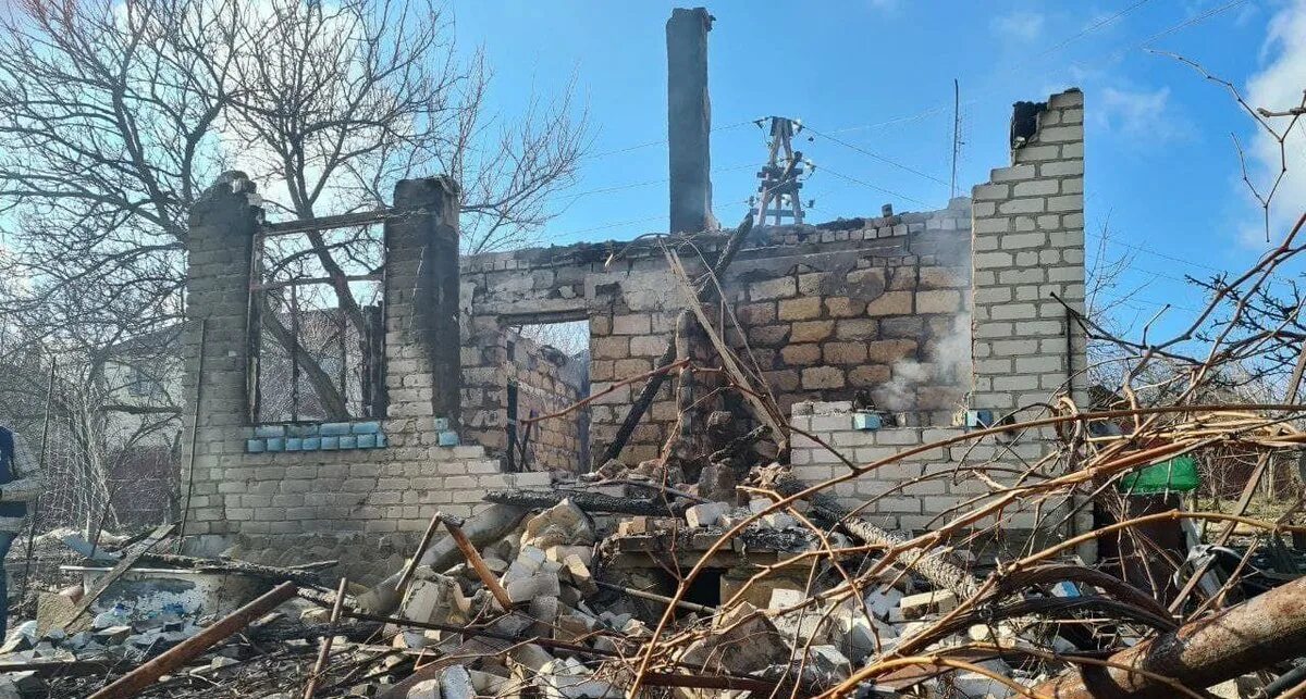 Донбасс самые последние новости. Луганск разрушения. Разрушенный Луганск.