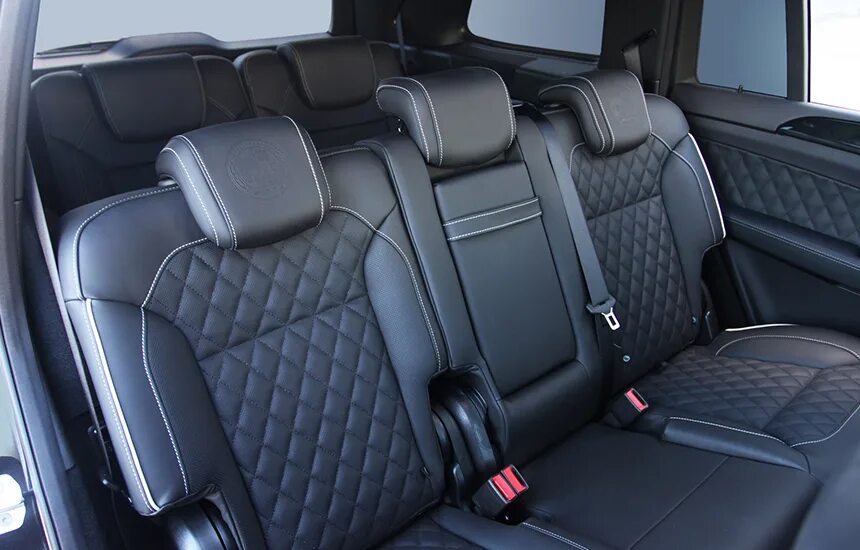 Mercedes gl сиденья. Мерседес джип gl 500 сиденья внутри. Перешив салона мерседес 166. W164 салон designo. Мерседес глс 2013.