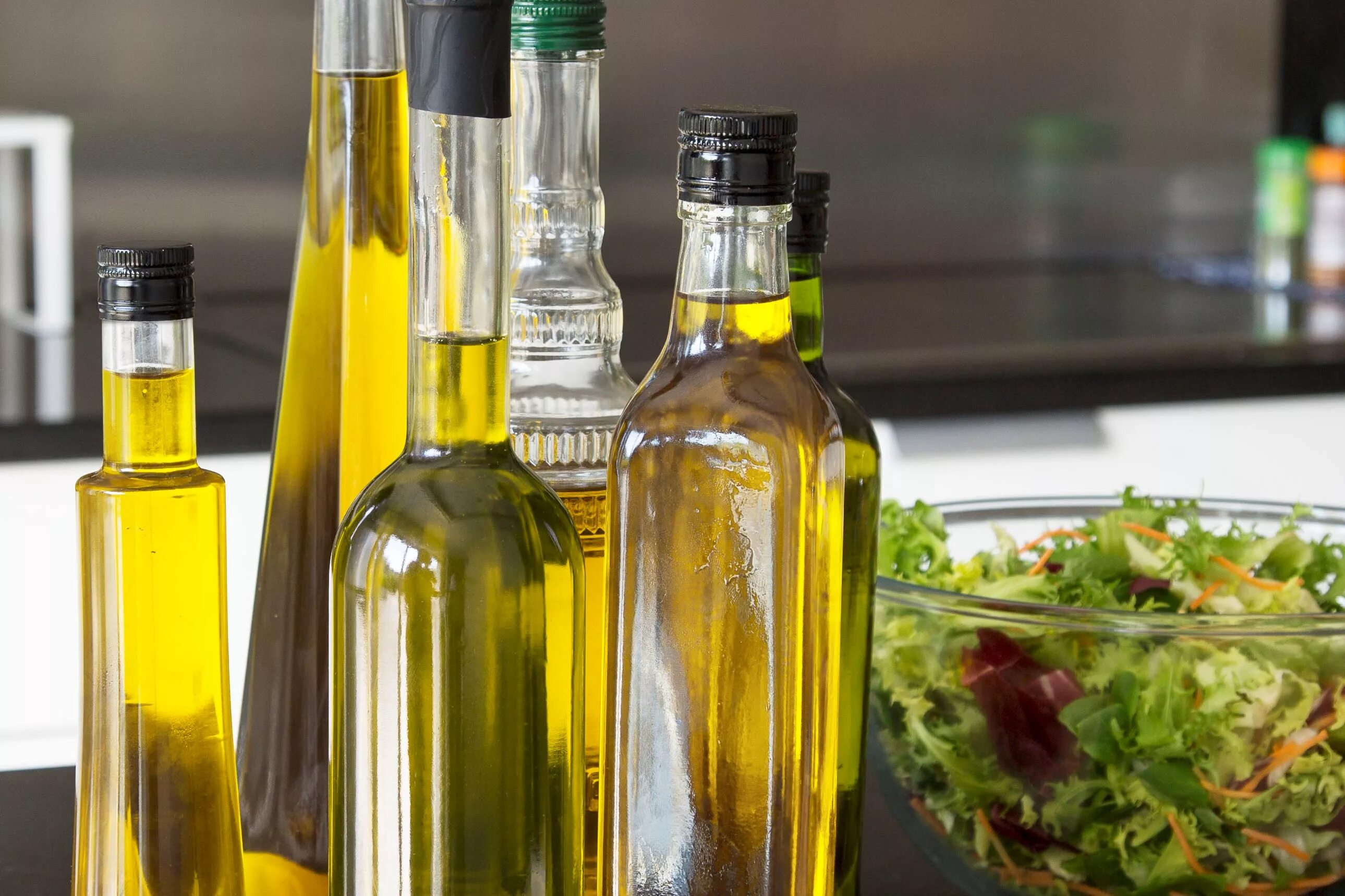 Масло оливковое и другие масло. Оливковое масло Испания. Испанское оливковое масло. Растительное масло. Оливковое масло производители.