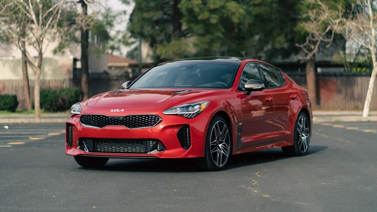 Киа стингер купить новый. Киа Stinger 2022. Кия Стингер 2022 gt. Kia Stinger 2022 3.3. Kia Stinger gt 2023.