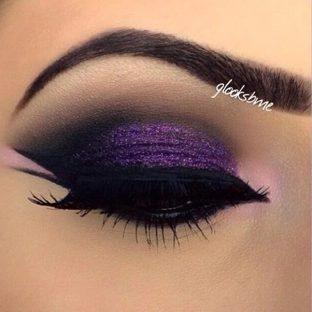 Lovely Purple Eye Makeup Pictorial! Purple eye makeup, Makeup pictorial, Natural