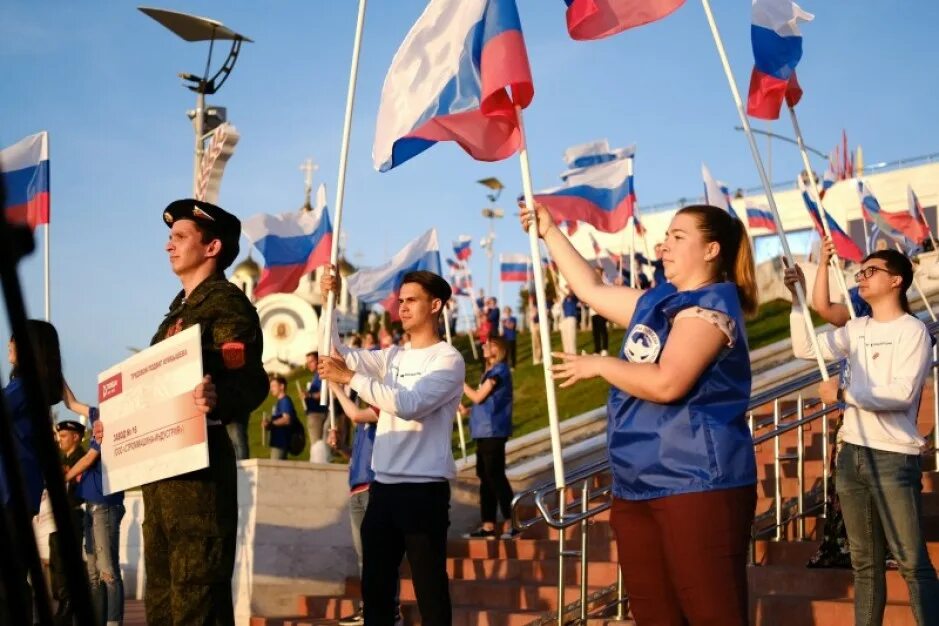 Города трудовой доблести 2022. Самара город трудовой доблести. Горловка город трудовой доблести фото. Дать цветную картинку Самара - город трудовой доблести. Самара город трудовой доблести с описанием.