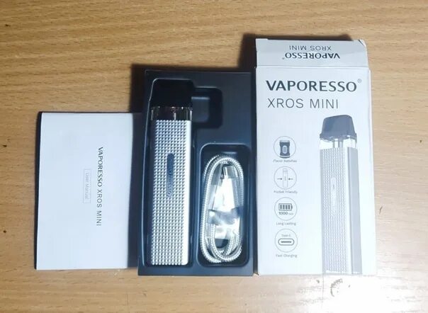 Xros Mini 2022. Испаритель Вапорессо Xros Mini. Vaporesso Xros Mini серебро. Vaporesso Xros Mini коробка. Икс рос мини купить