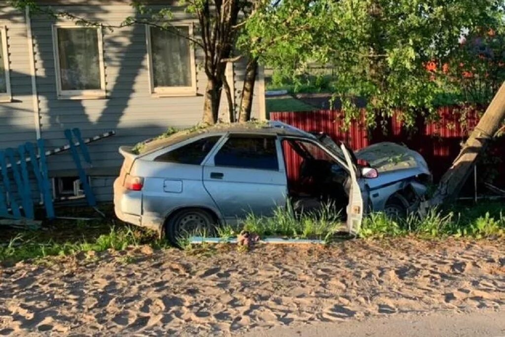 Авария в Никольске Вологодской области 25 мая. Вчера ДТП В Никольске Вологодской области. Авария в Никольском районе Вологодской области. Авария никольское