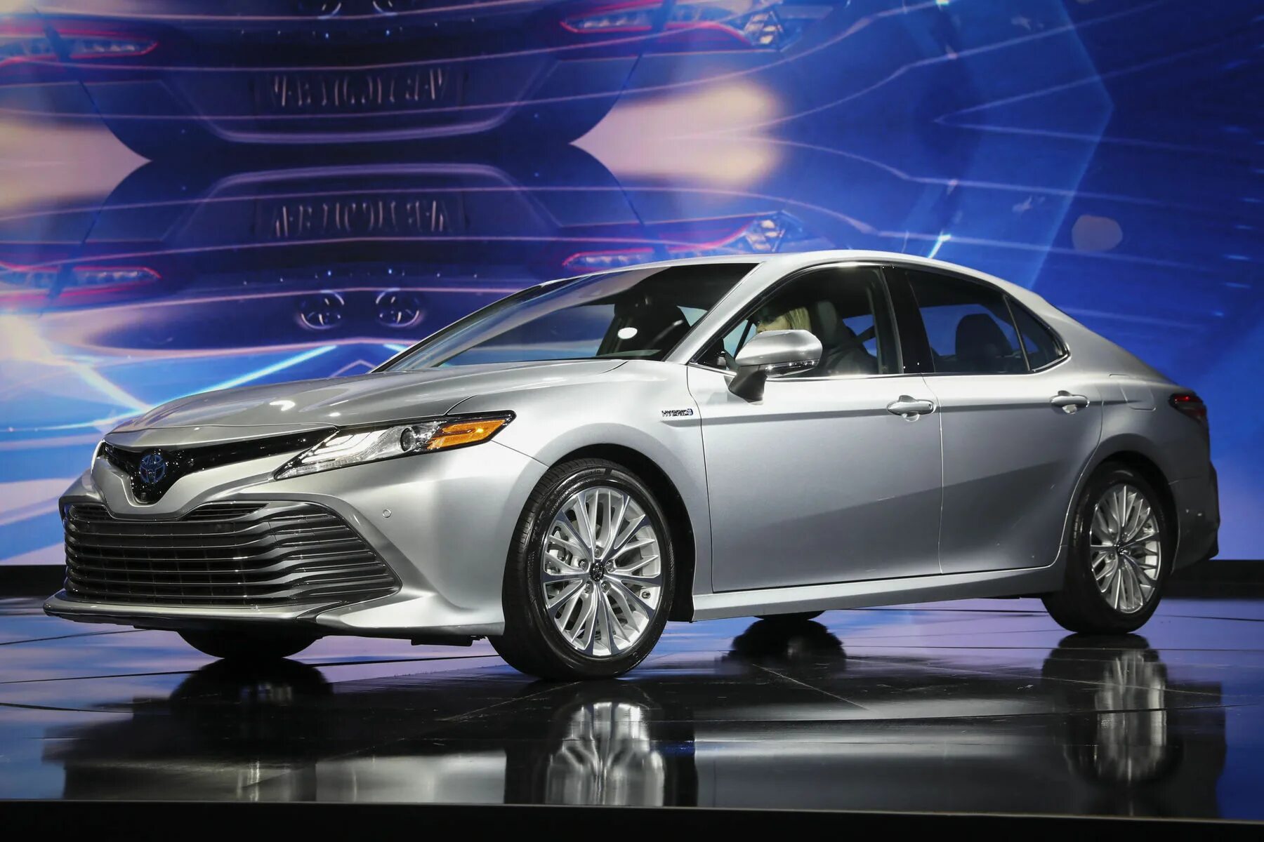 Тойота камри 2018. Toyota camry 2018. тойота камри 2018 в новом кузове. тойота камри новый кузов 2018. toyota camry новый кузов.